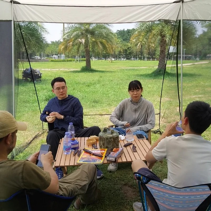 خيمة خلفية لسيارات الدفع الربا - مراجعة Outdoor Camping Van Tent وسعره